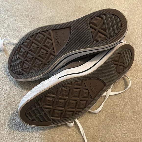 Chuck Taylor Allstar Mens 11/Wo’s 13 Unisex Hightop Converse - Picture 7 of 9